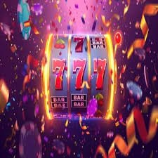 Người chơi trải nghiệm live casino và slot online trên điện thoại di động